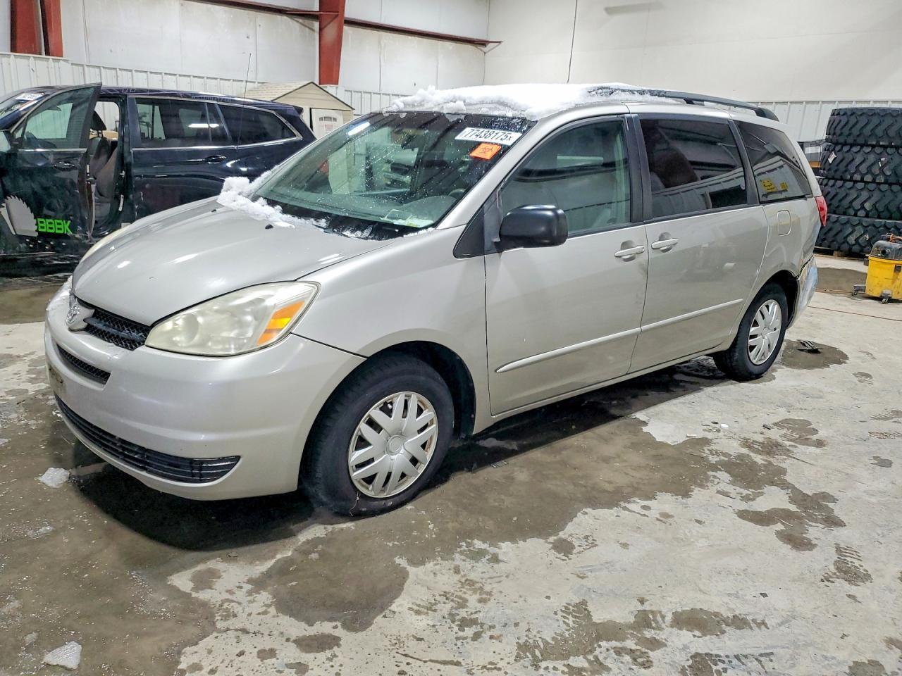 2005 TOYOTA SIENNA