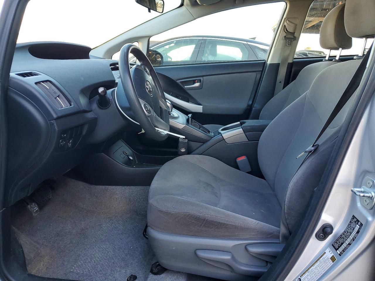 2015 TOYOTA PRIUS
