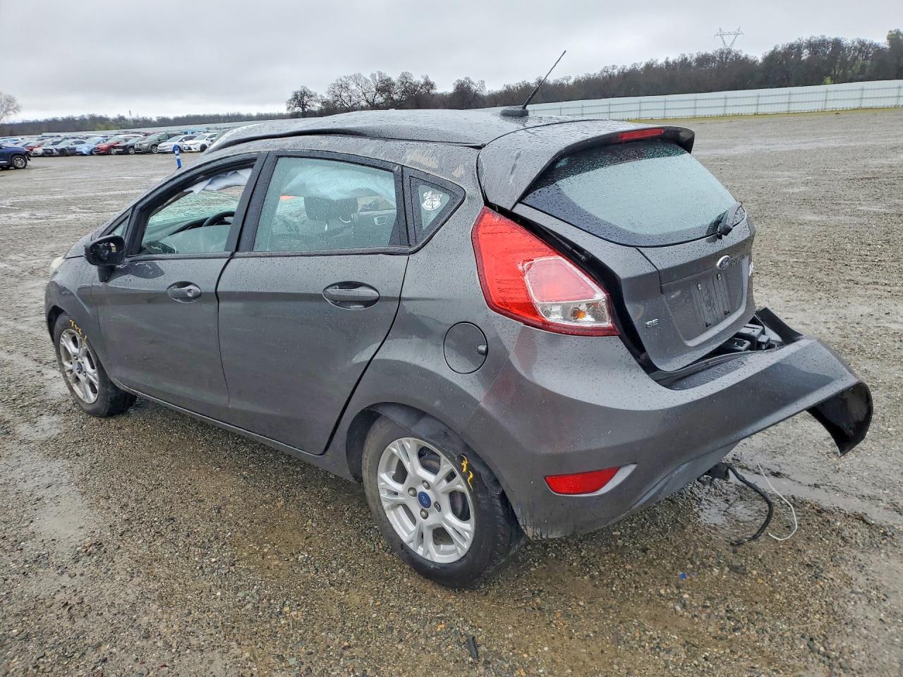 2016 FORD Fiesta