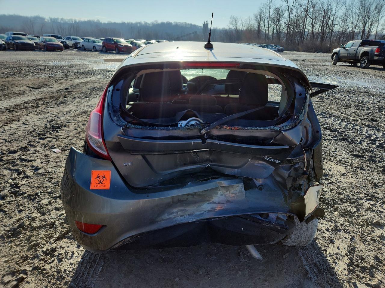 2014 FORD Fiesta