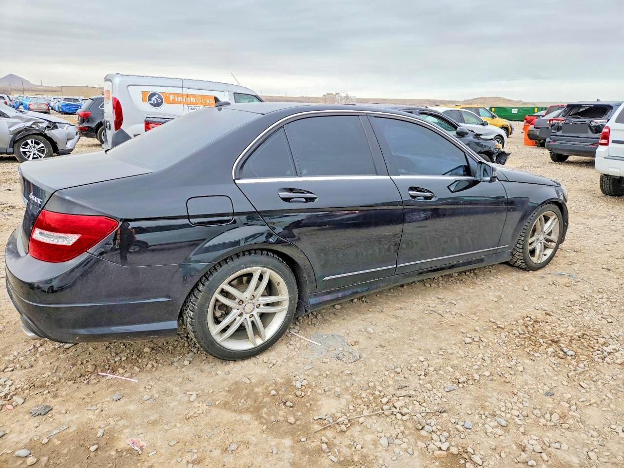 2012 MERCEDES-BENZ C-CLASS