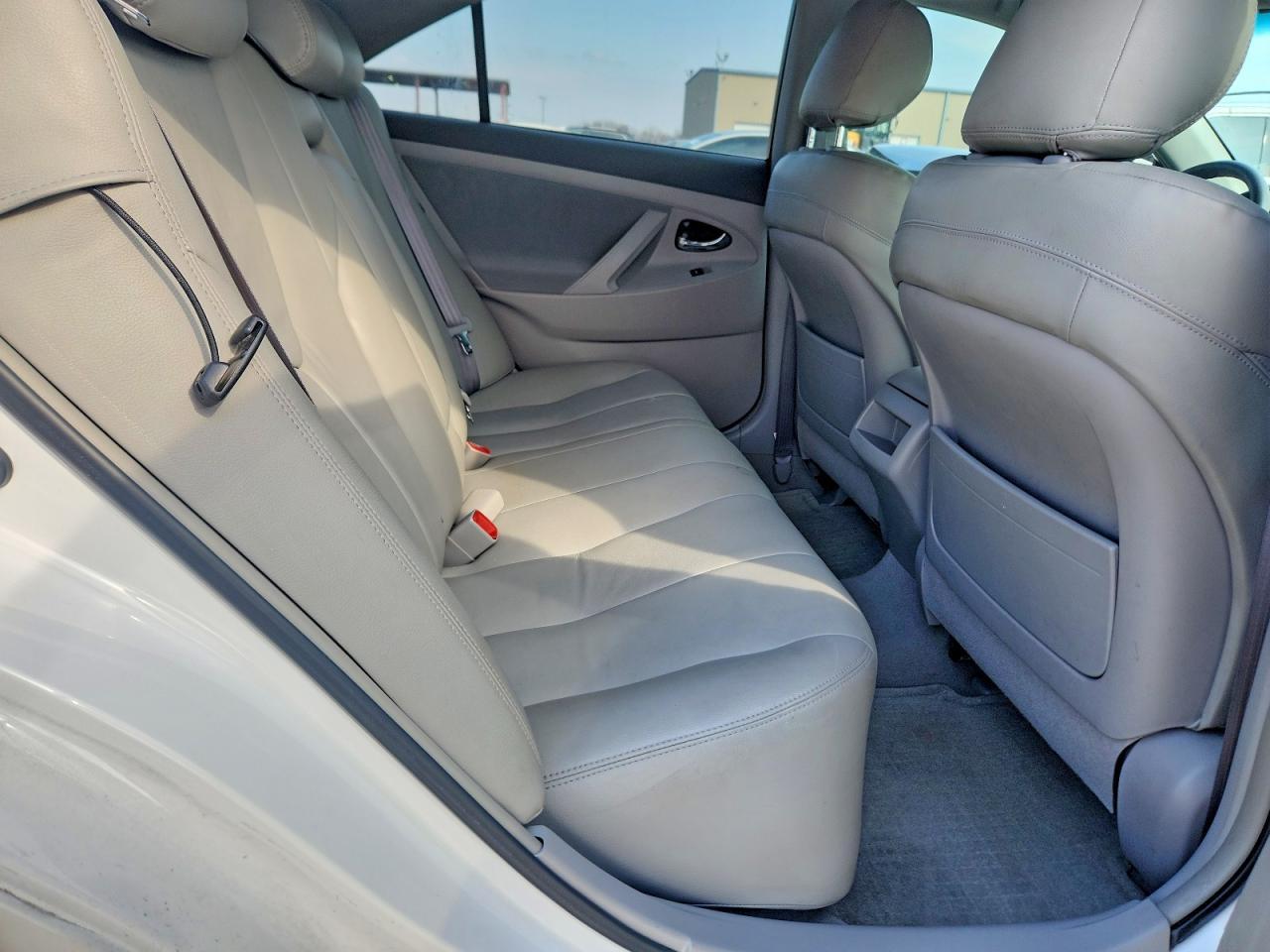 2010 TOYOTA CAMRY