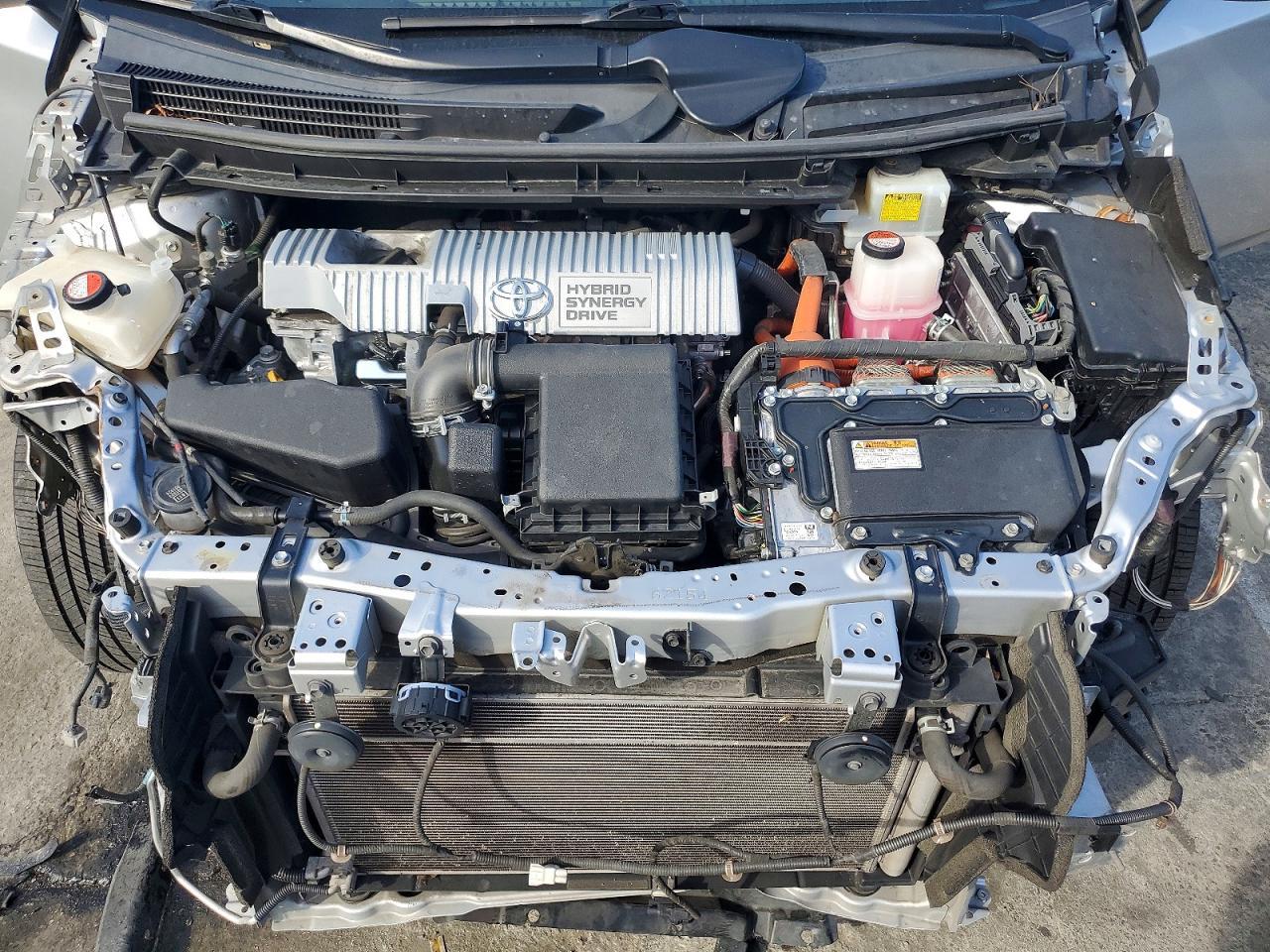 2015 TOYOTA PRIUS