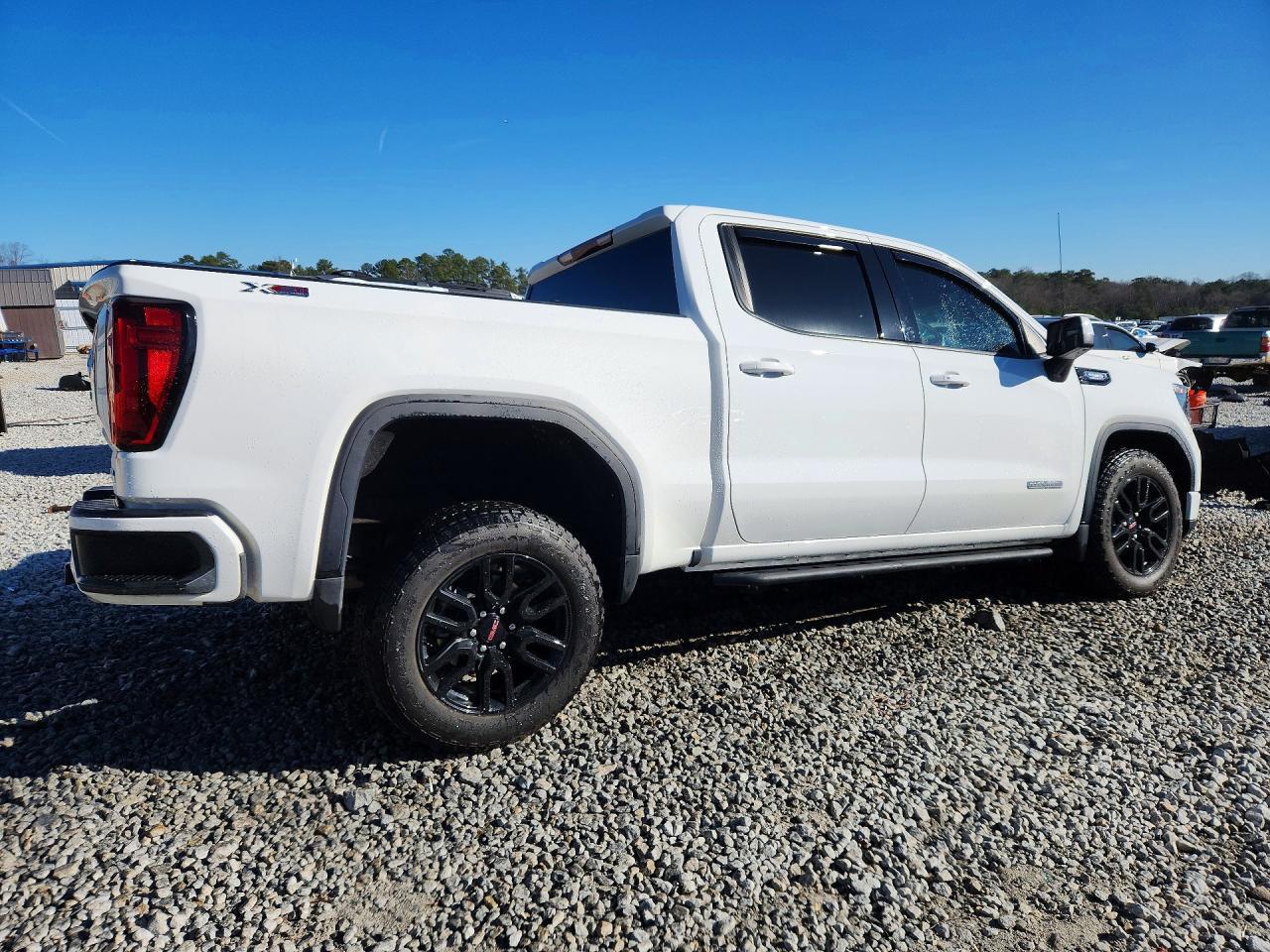 2024 GMC Sierra