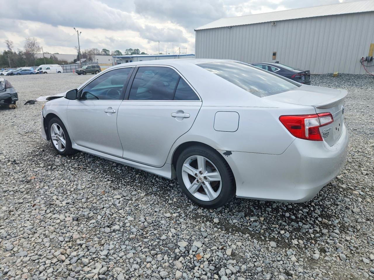 2012 TOYOTA CAMRY