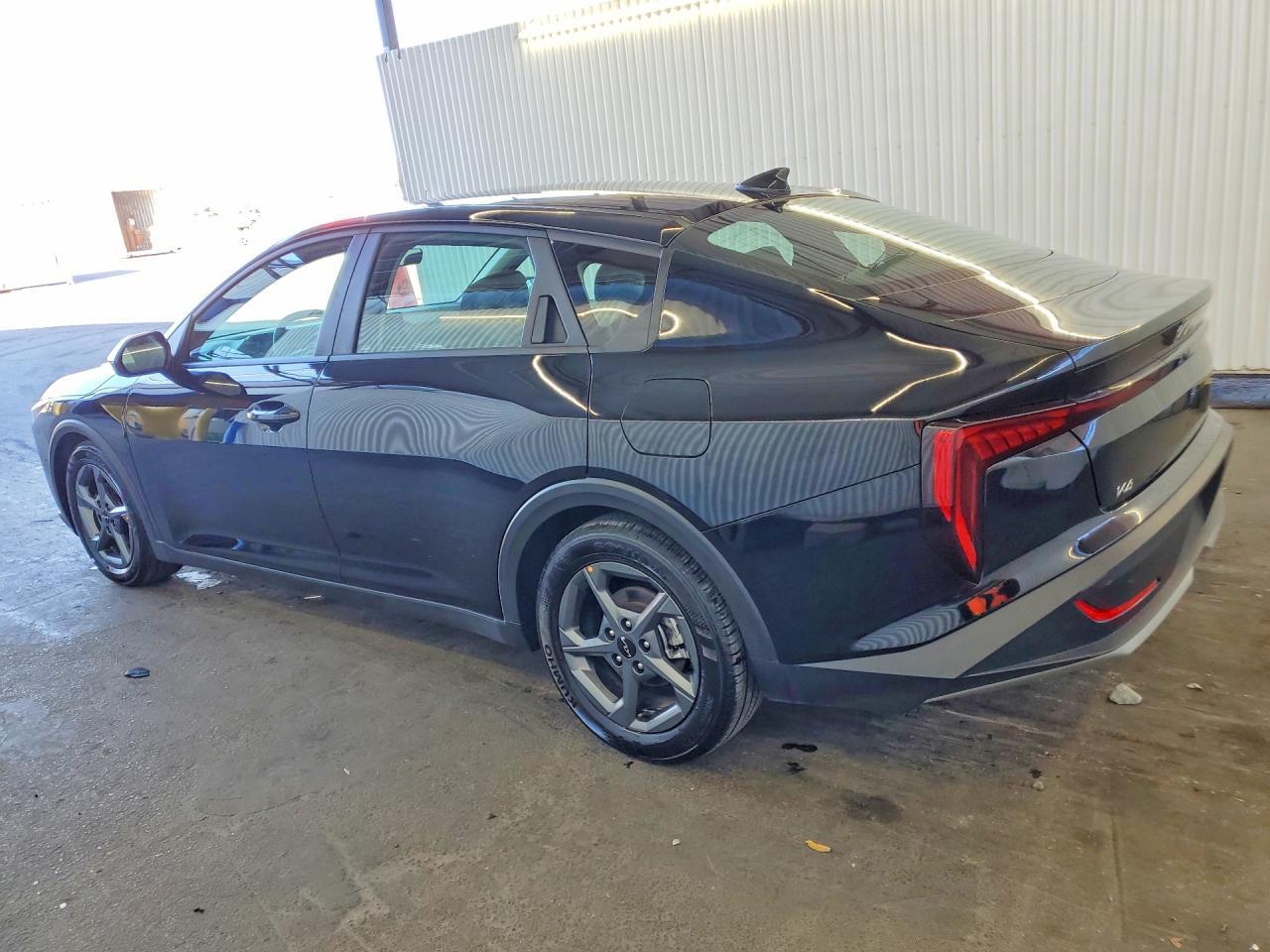 2025 KIA K4