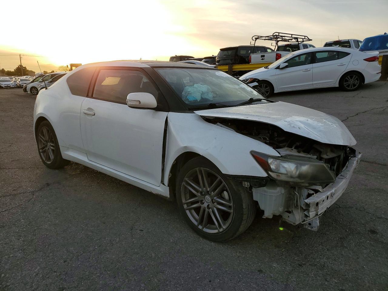 2013 SCION TC