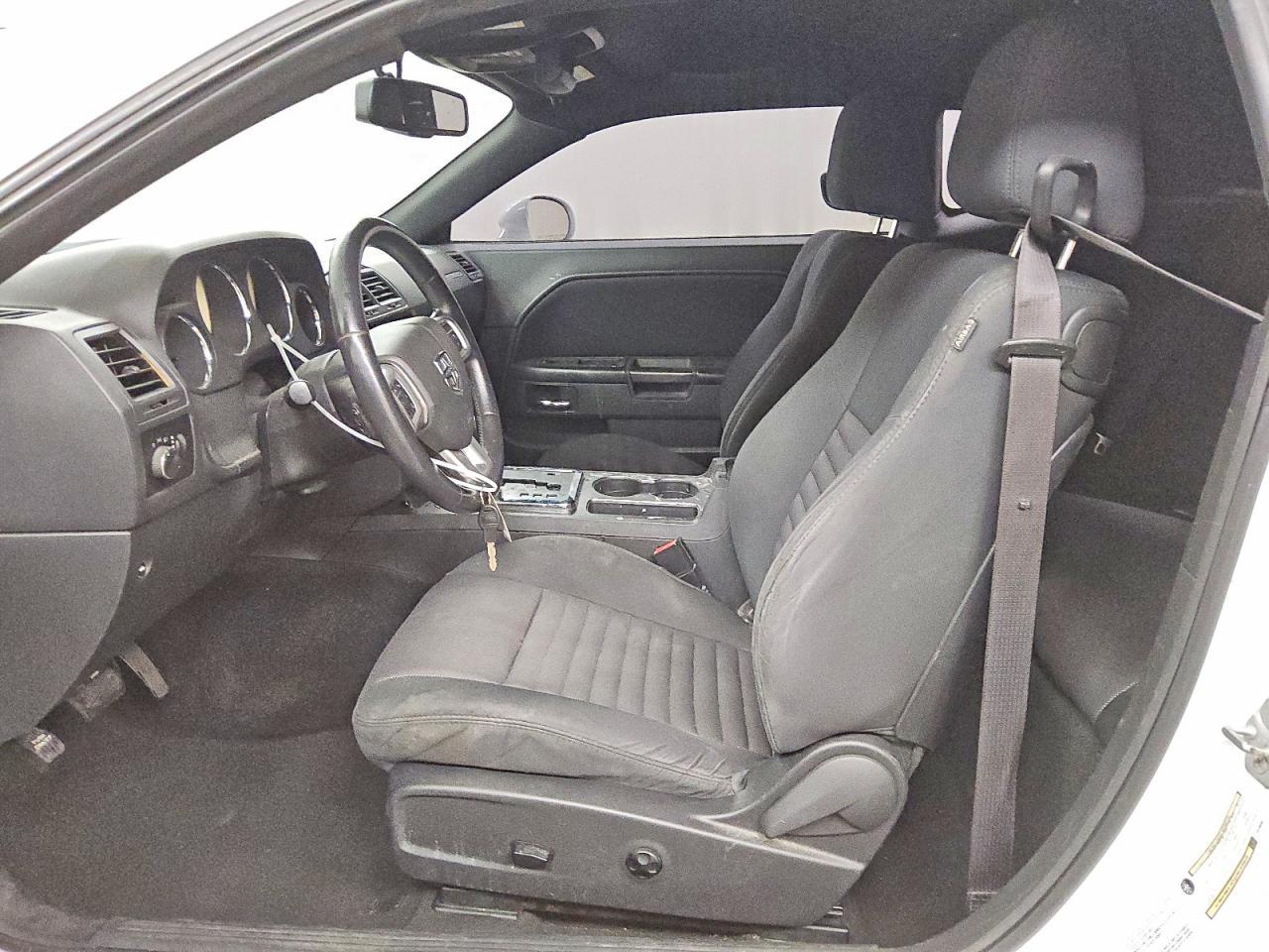2014 DODGE Challenger