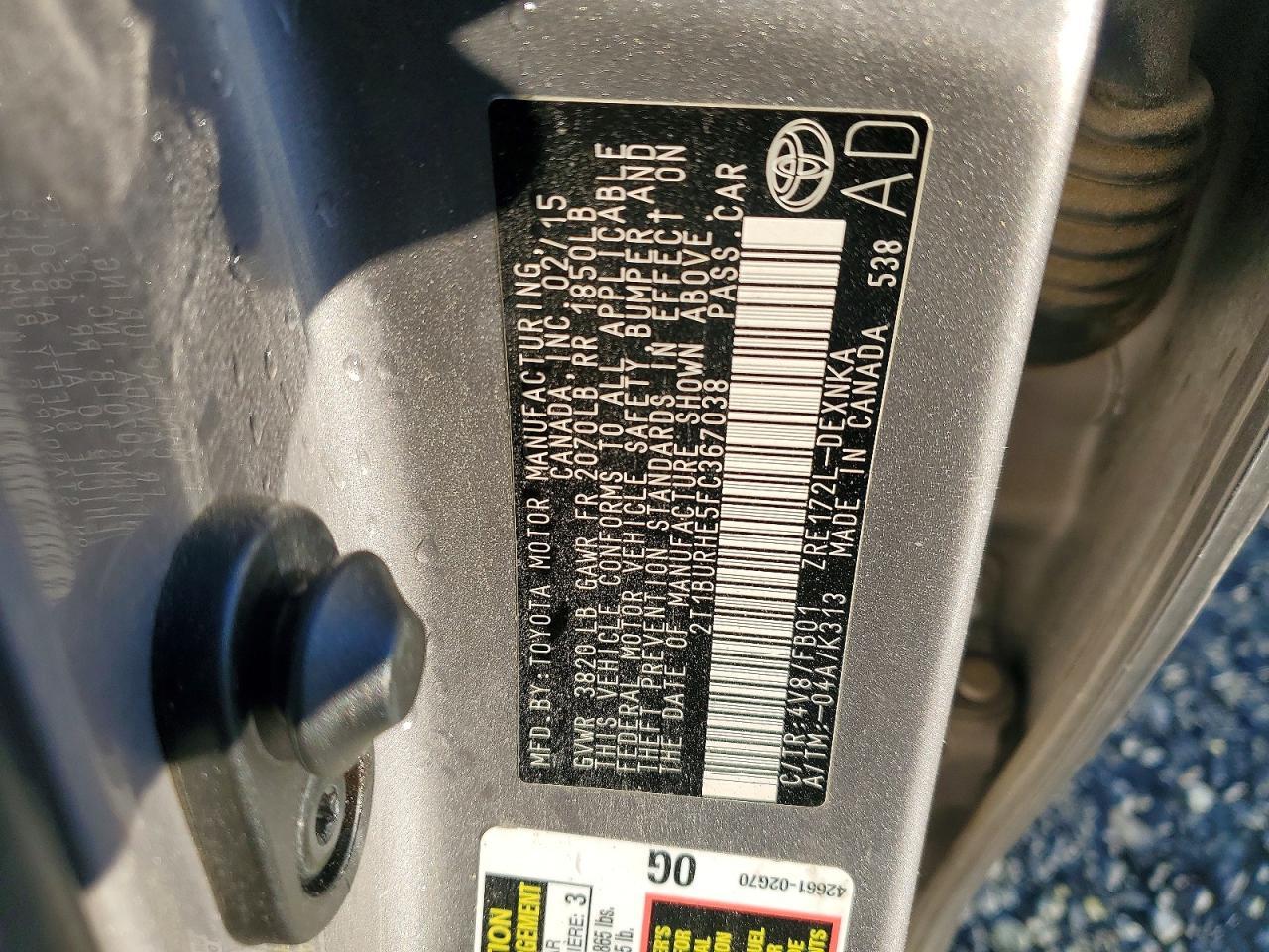 2015 TOYOTA COROLLA