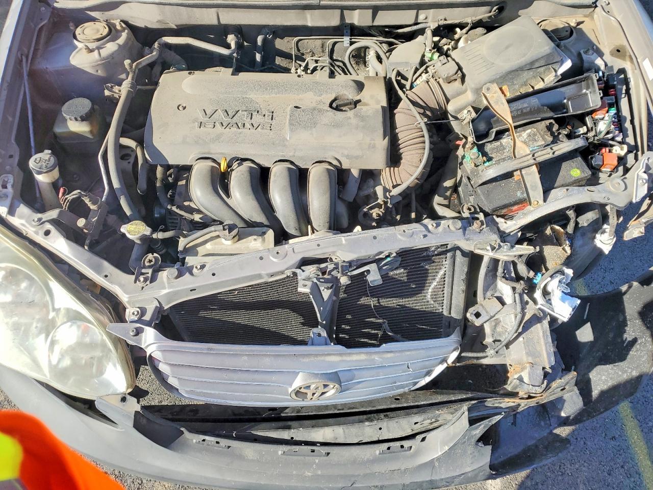 2004 TOYOTA COROLLA