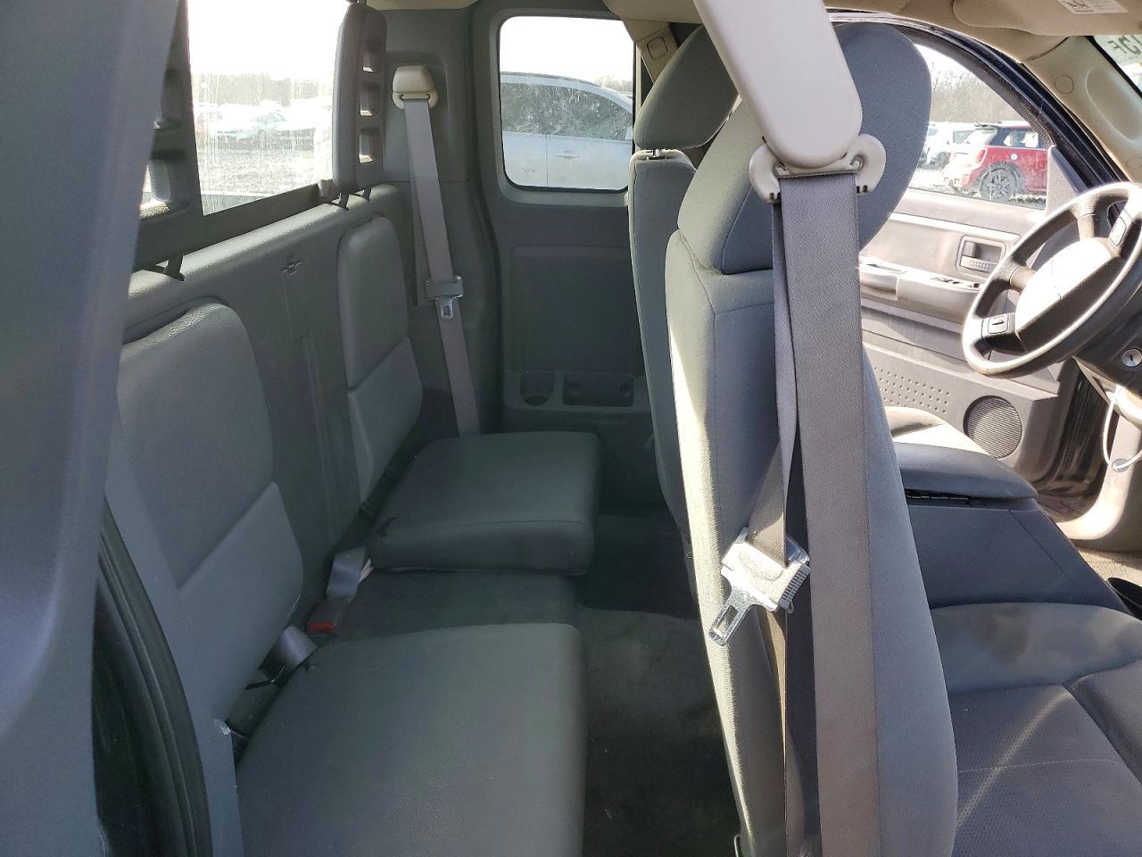 2005 DODGE Dakota