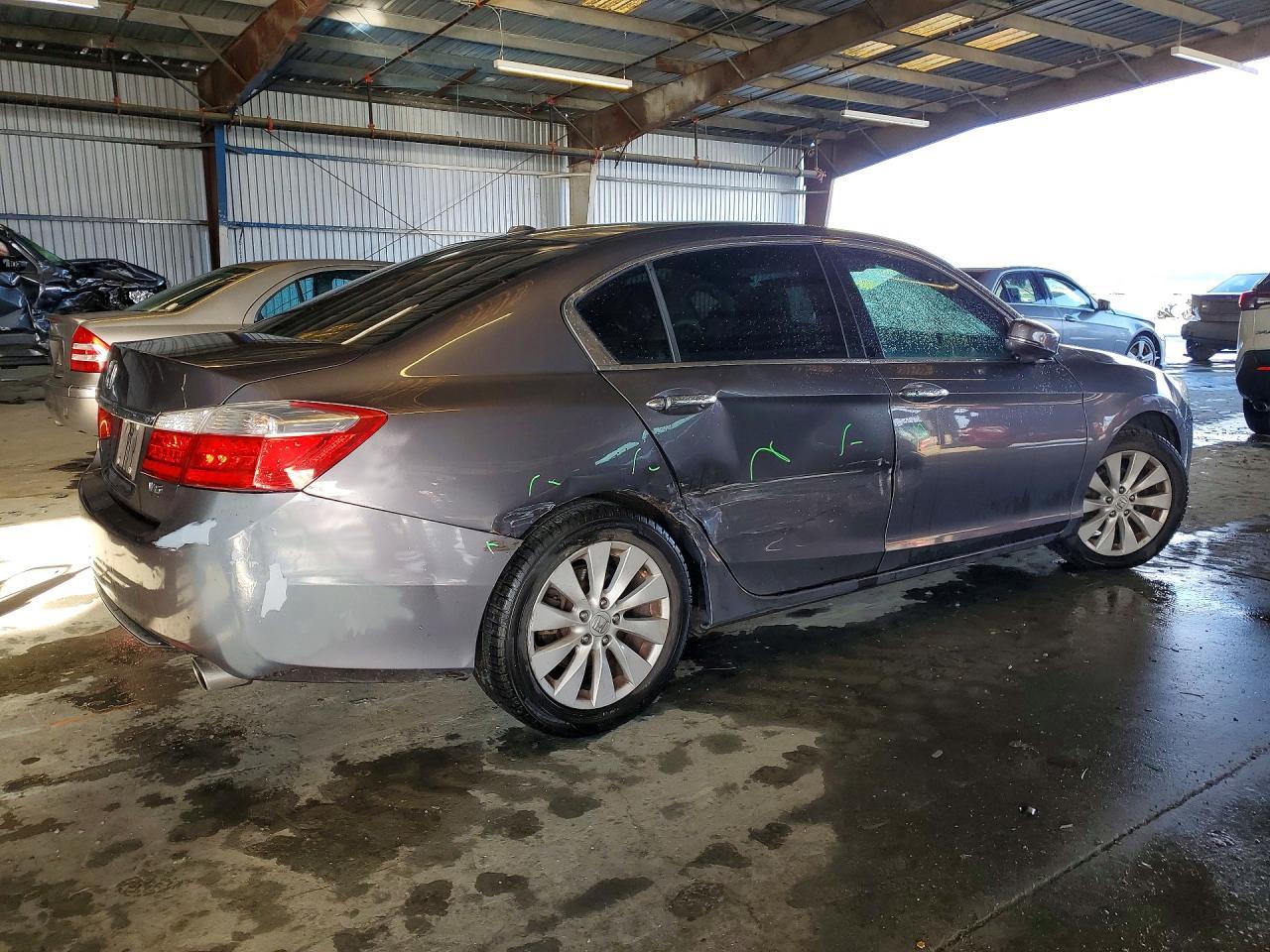 2015 HONDA ACCORD