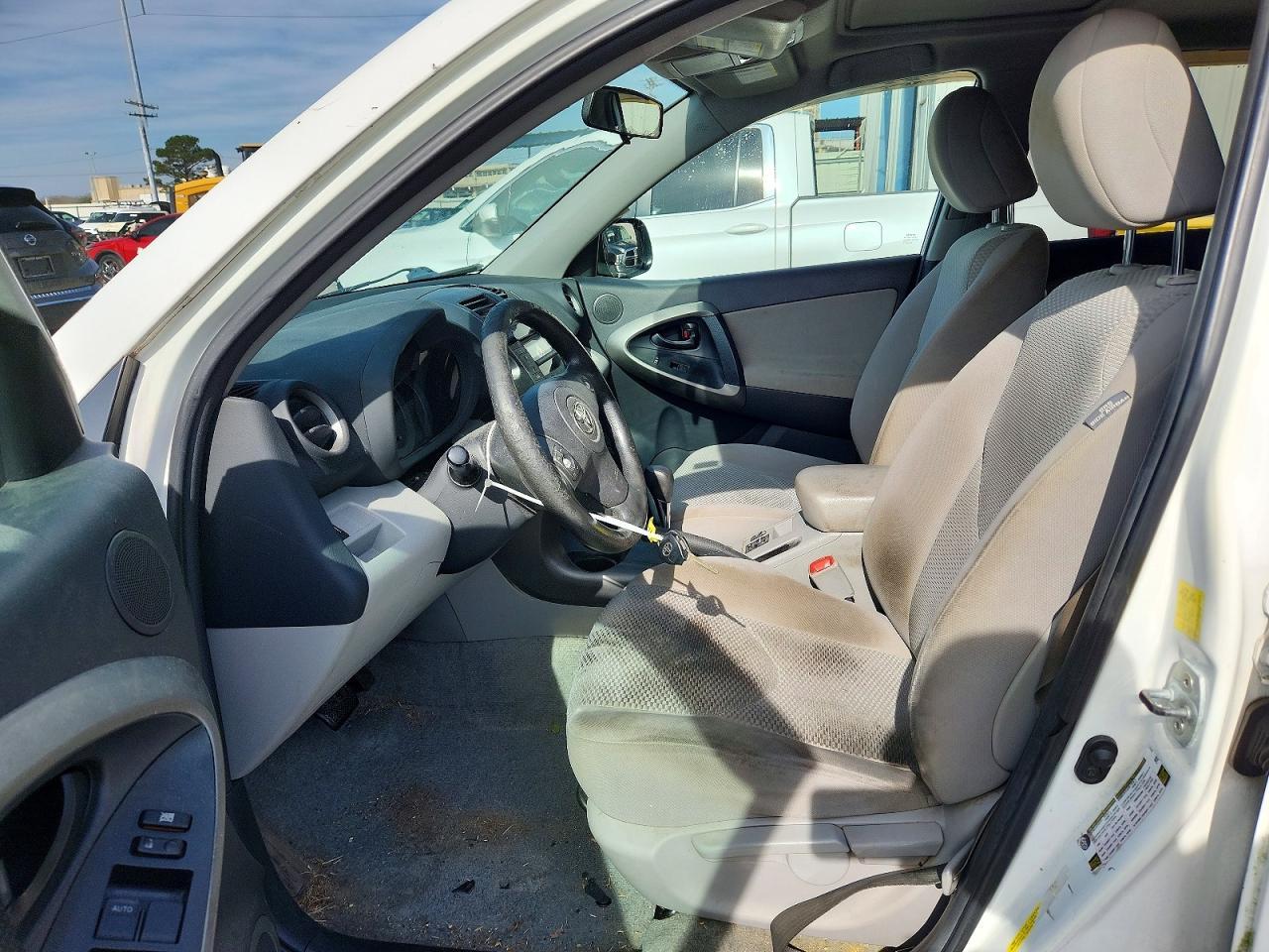 2011 TOYOTA RAV4