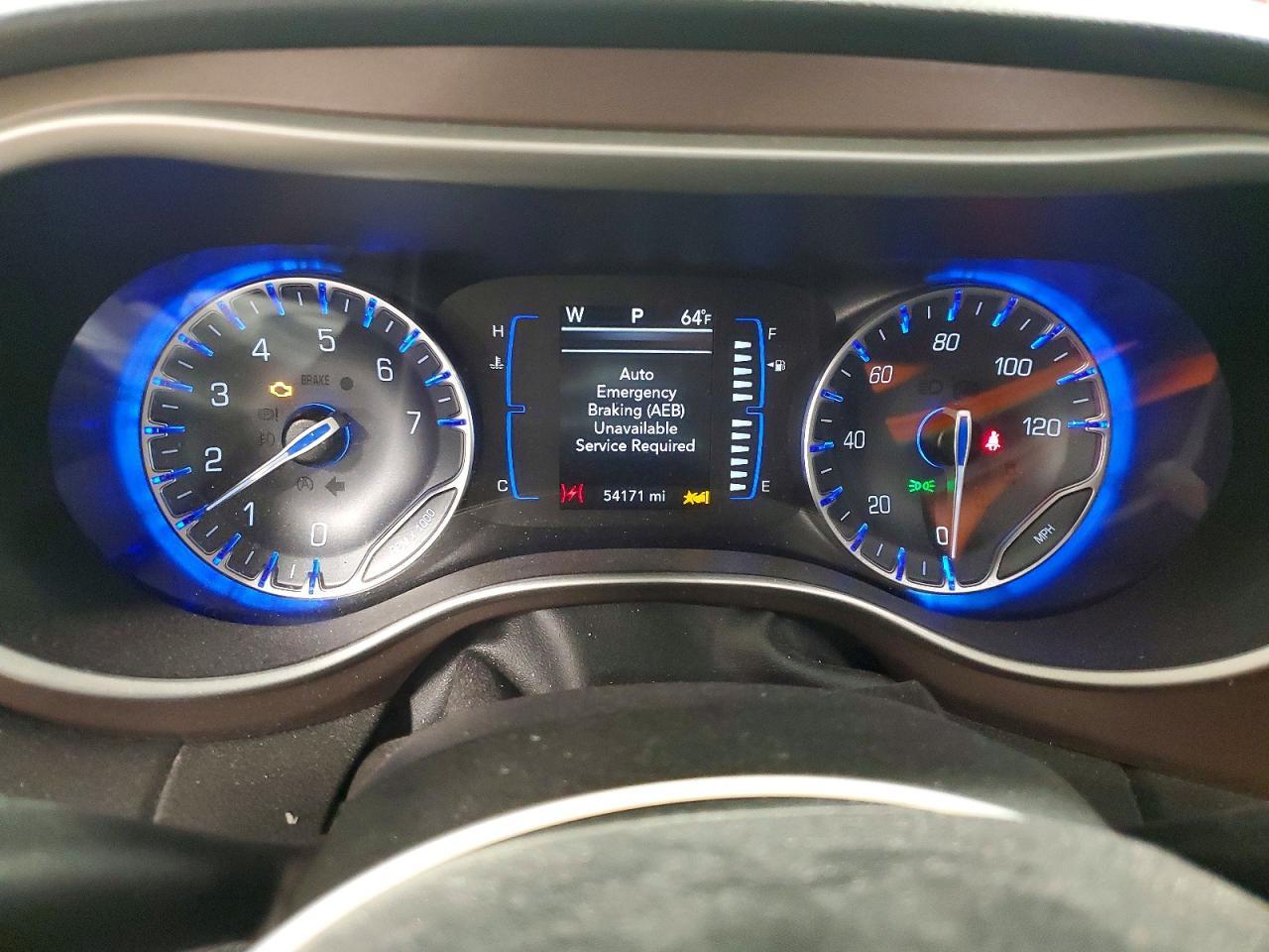 2023 CHRYSLER Voyager