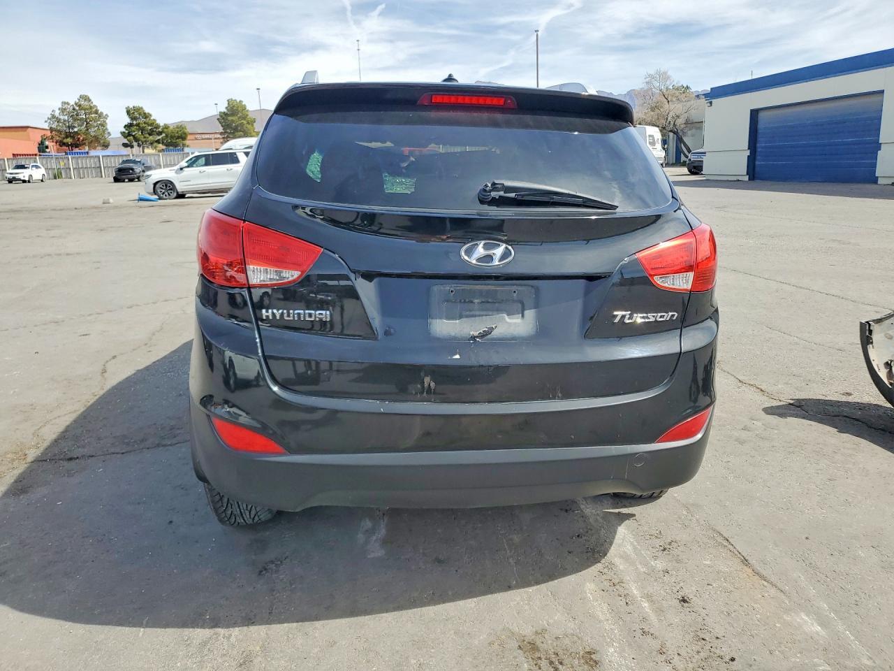 2011 HYUNDAI TUCSON