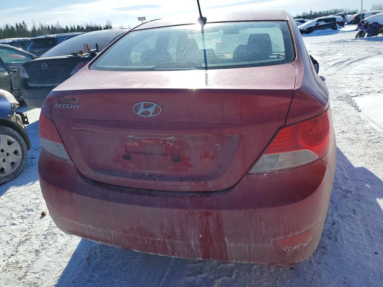 2012 HYUNDAI ACCENT