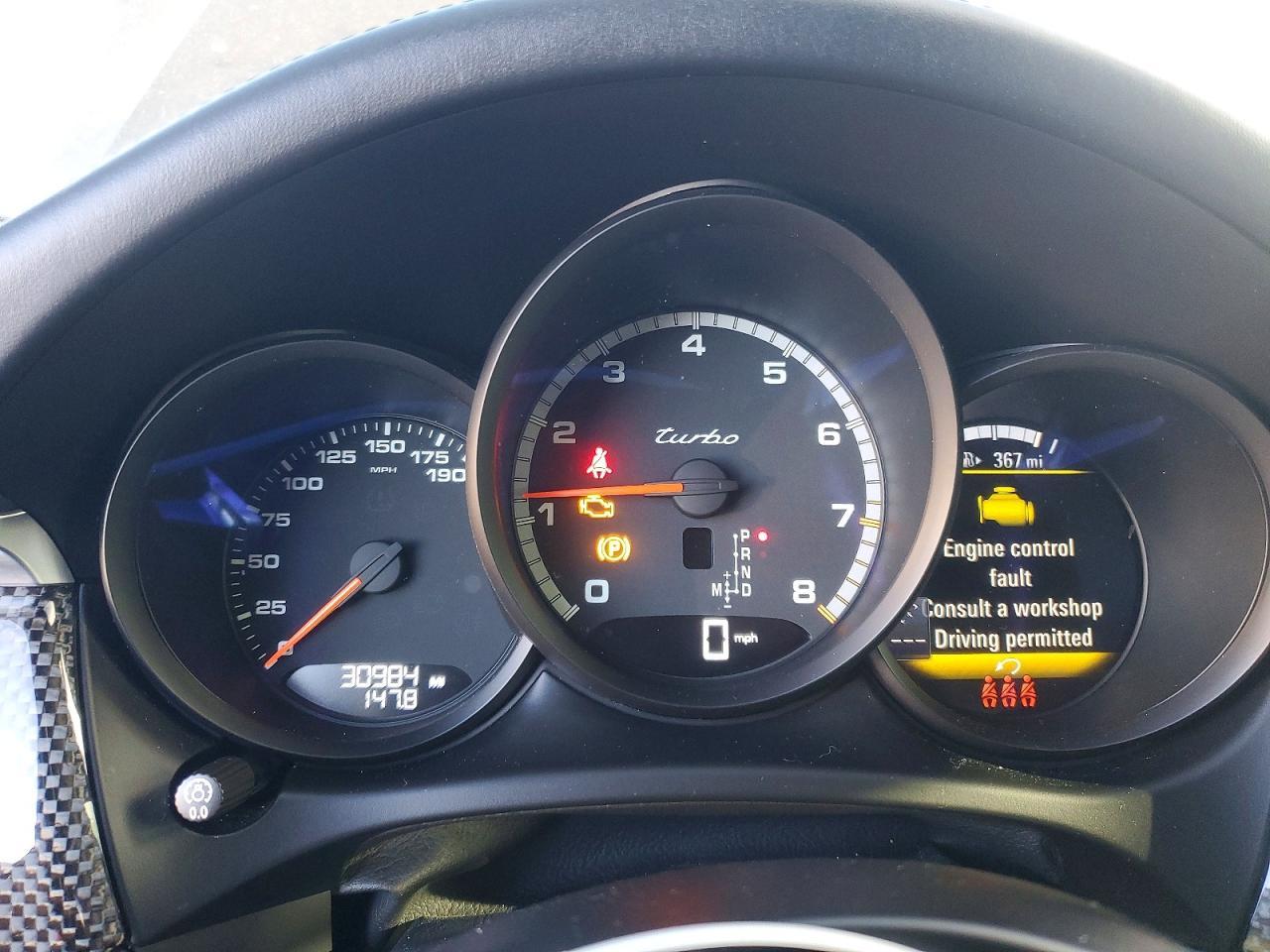 2021 PORSCHE Macan