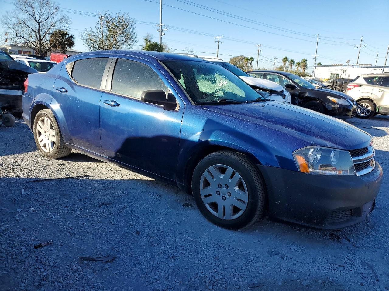 2014 DODGE Avenger