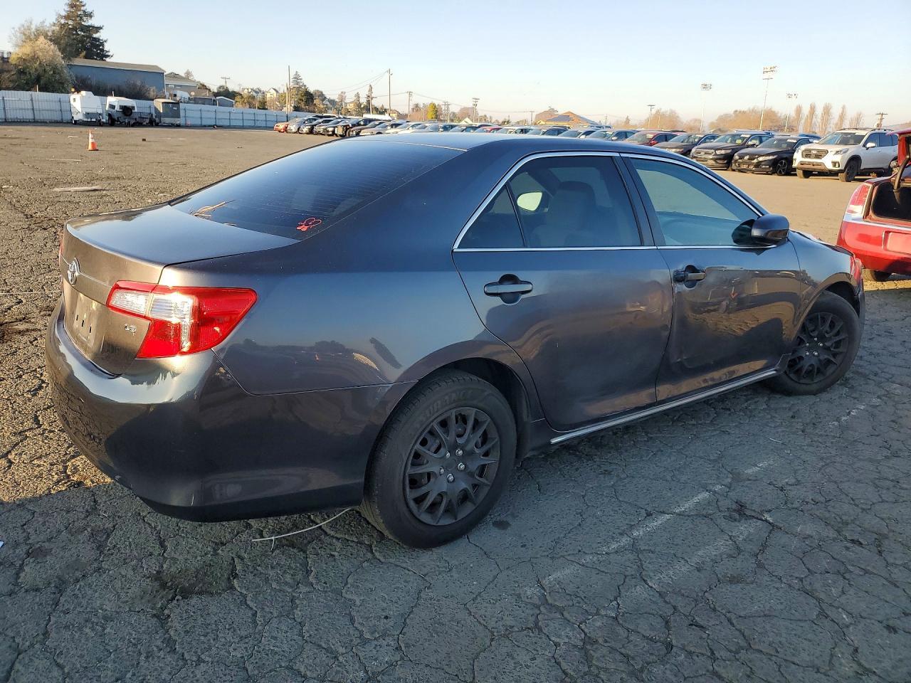 2012 TOYOTA CAMRY