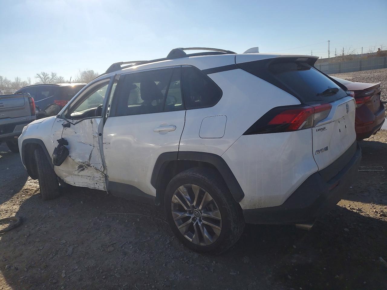 2019 TOYOTA RAV4