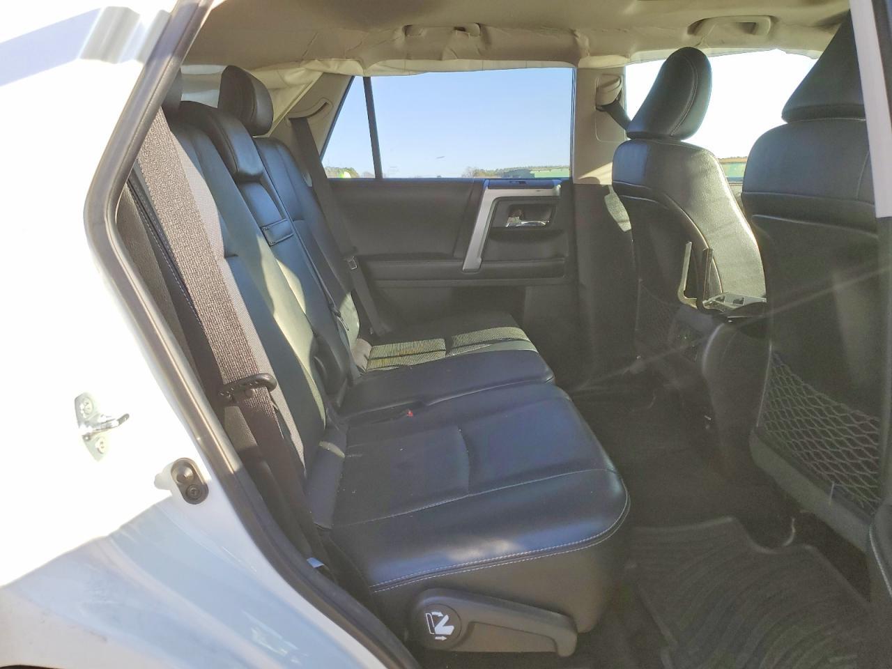 2016 TOYOTA 4Runner