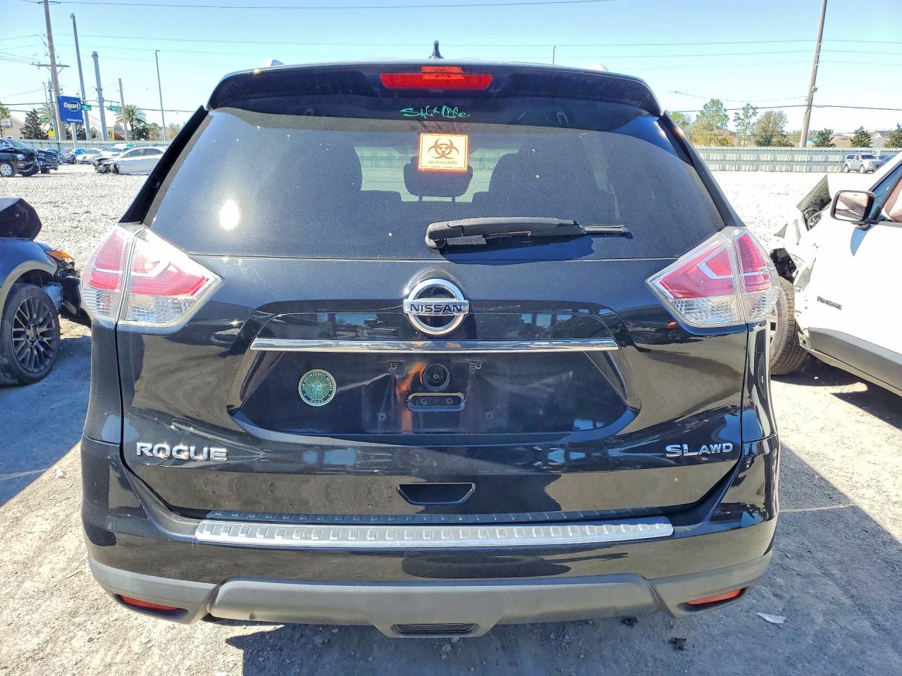 2016 NISSAN ROGUE