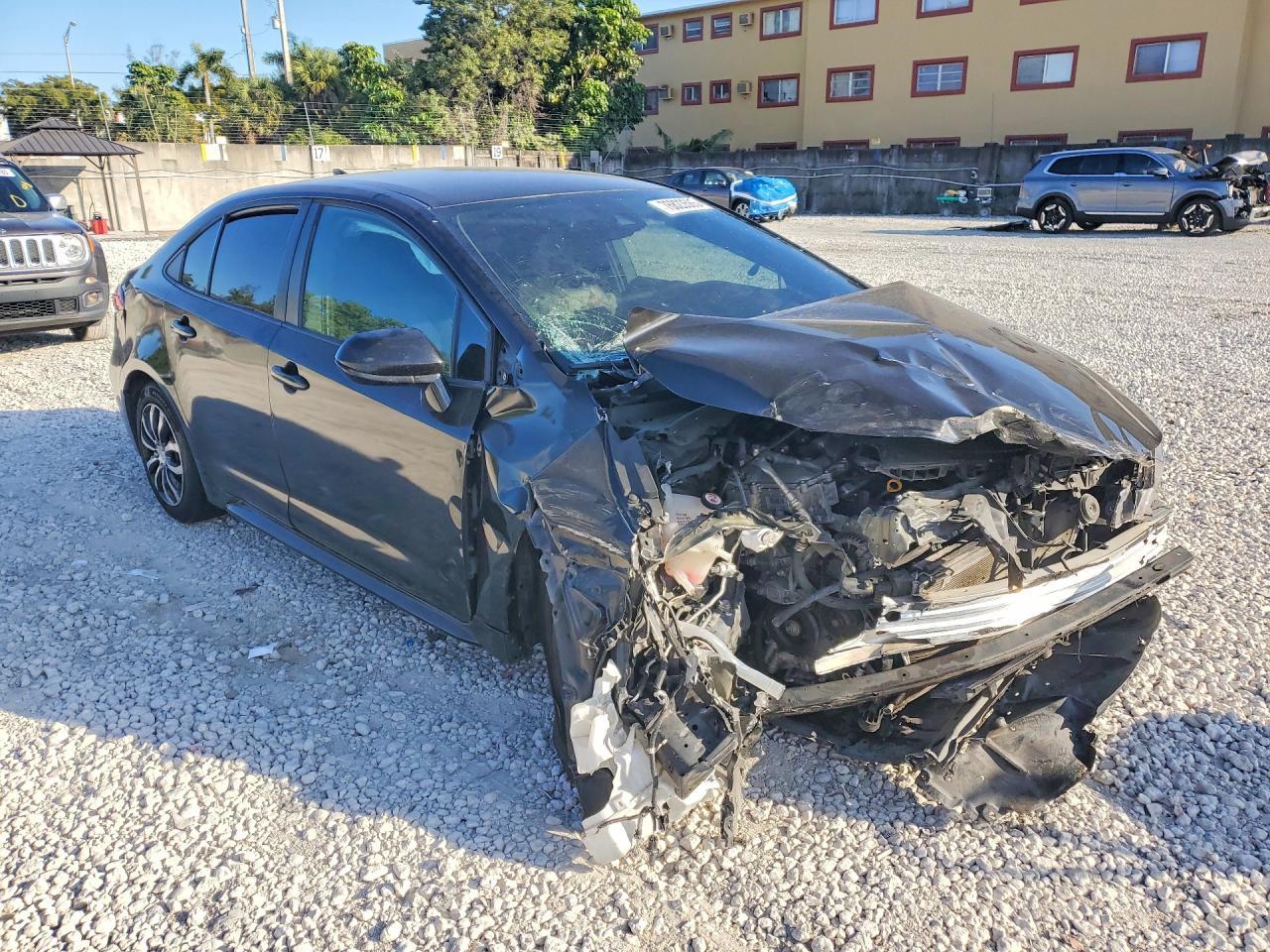 2022 TOYOTA COROLLA