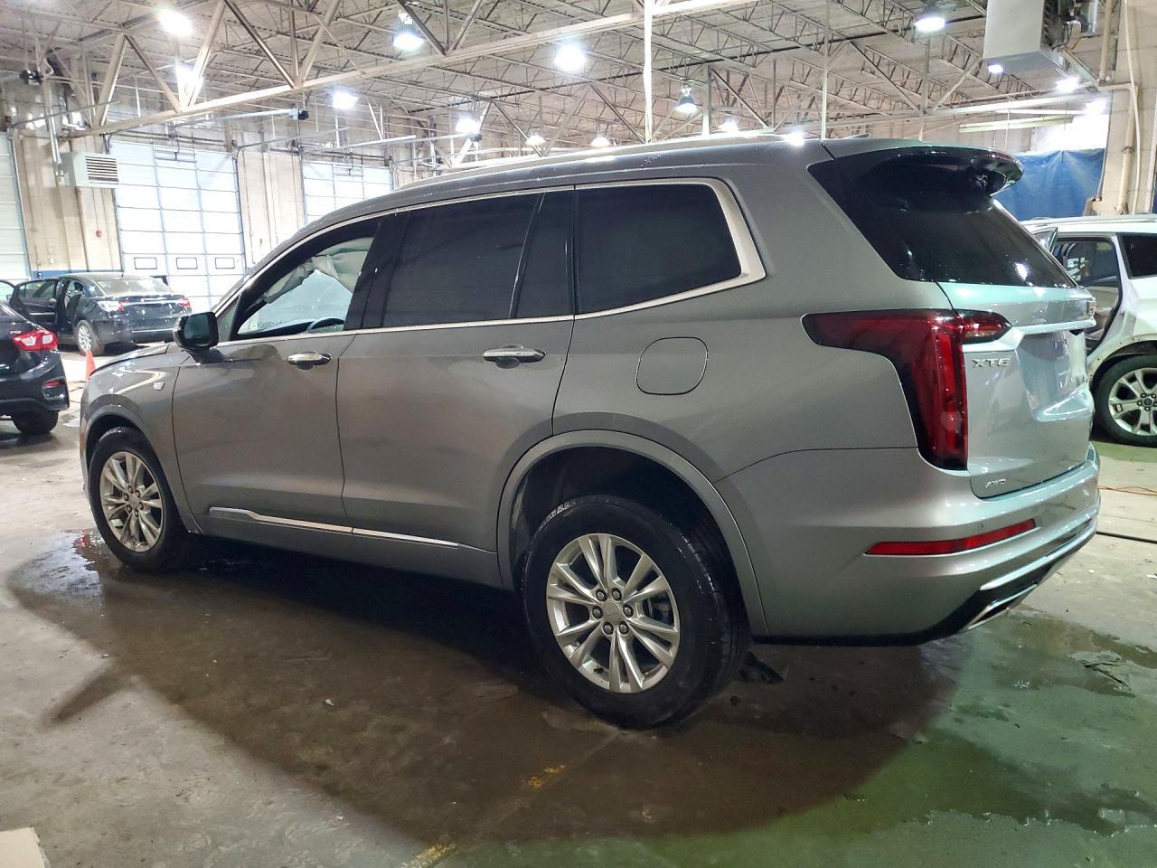 2025 CADILLAC XT6