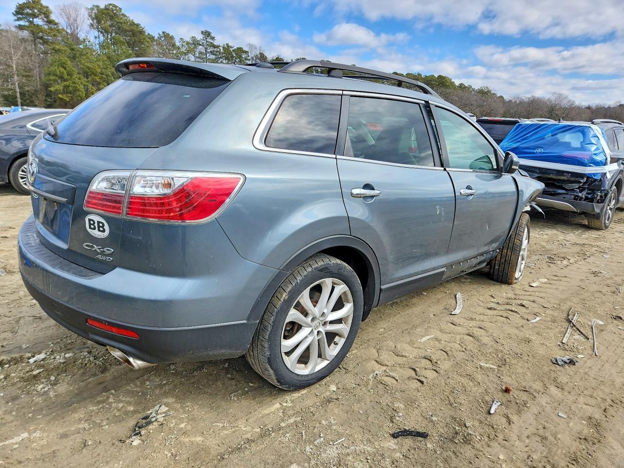 2011 MAZDA CX-9