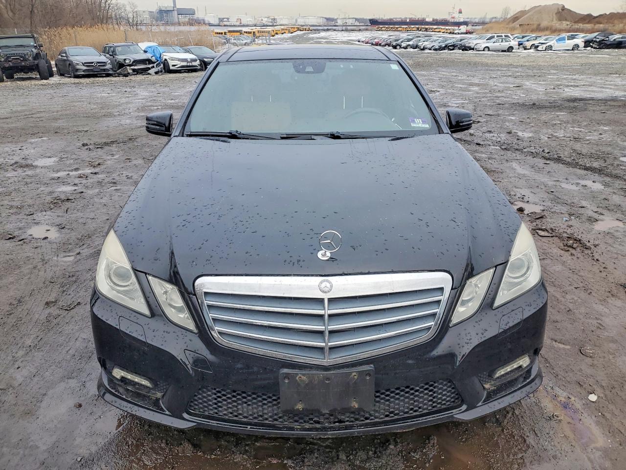 2010 MERCEDES-BENZ E-Class