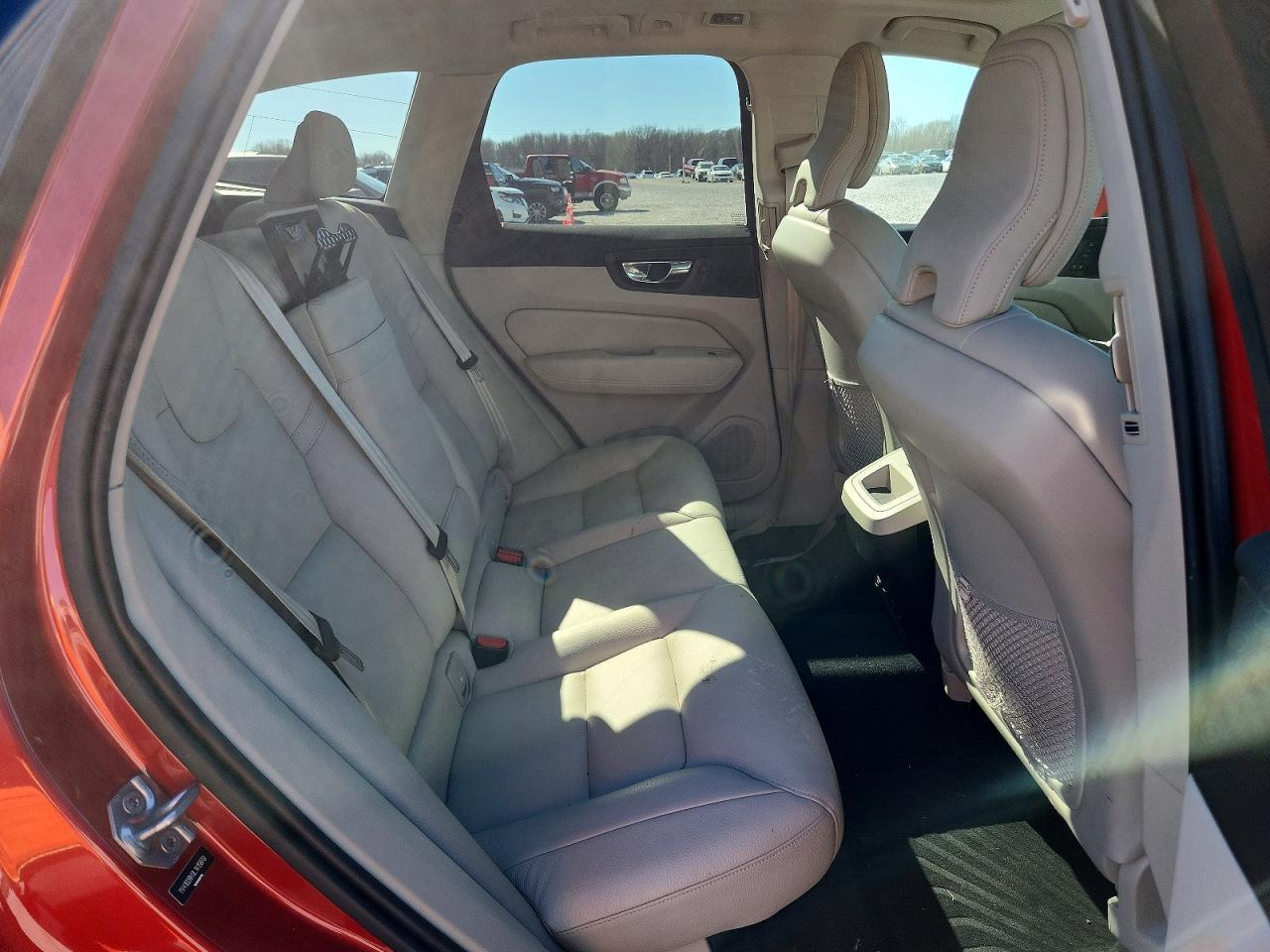 2020 VOLVO XC60
