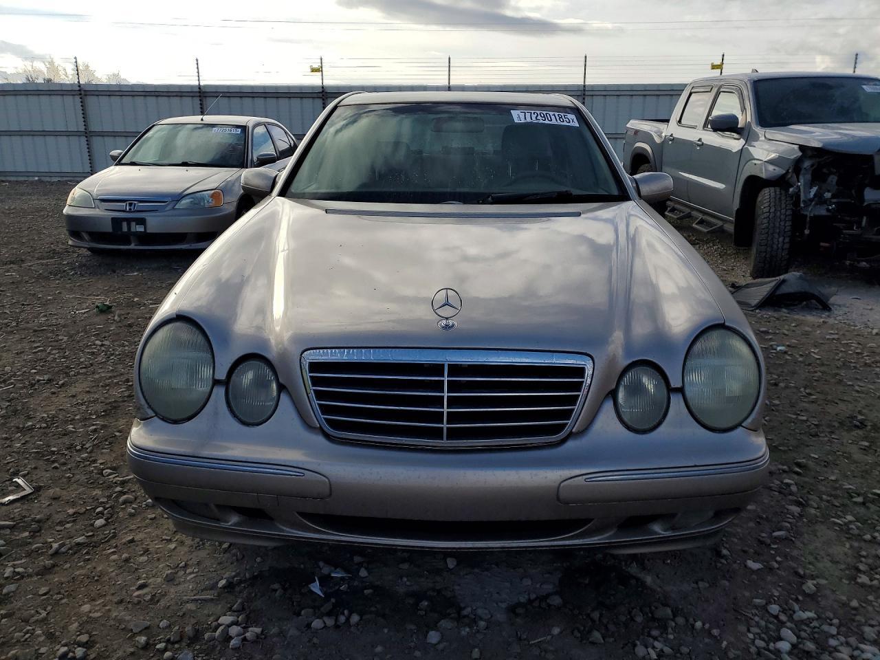 2001 MERCEDES-BENZ E-Class
