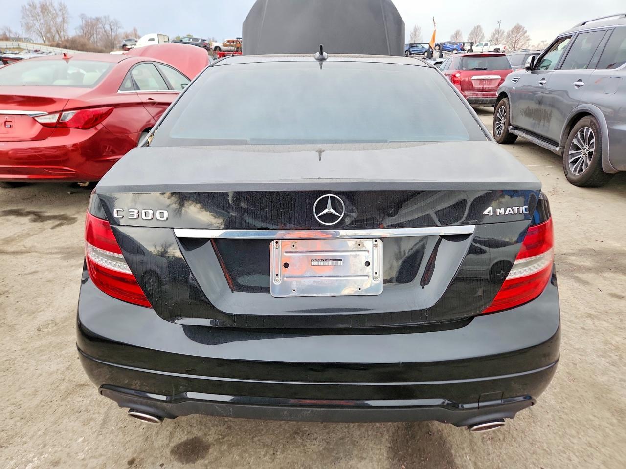 2012 MERCEDES-BENZ C-CLASS