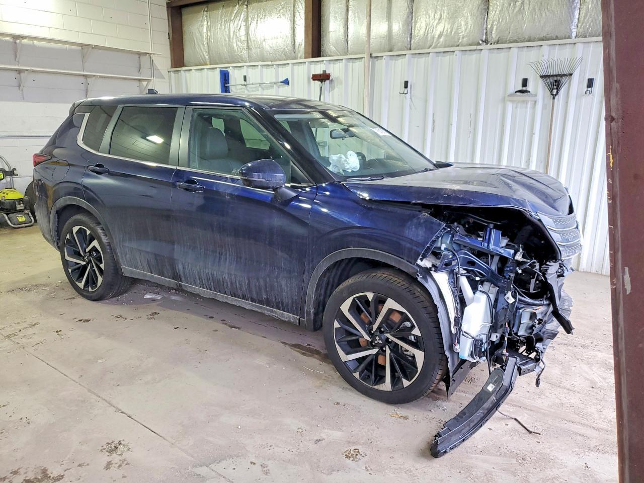 2024 MITSUBISHI outlander
