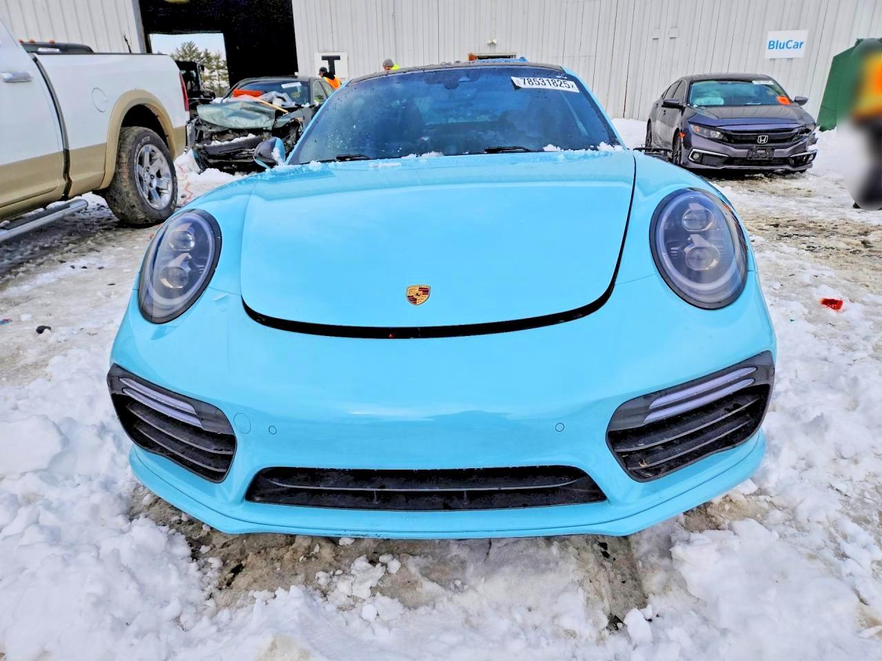 2019 PORSCHE 911