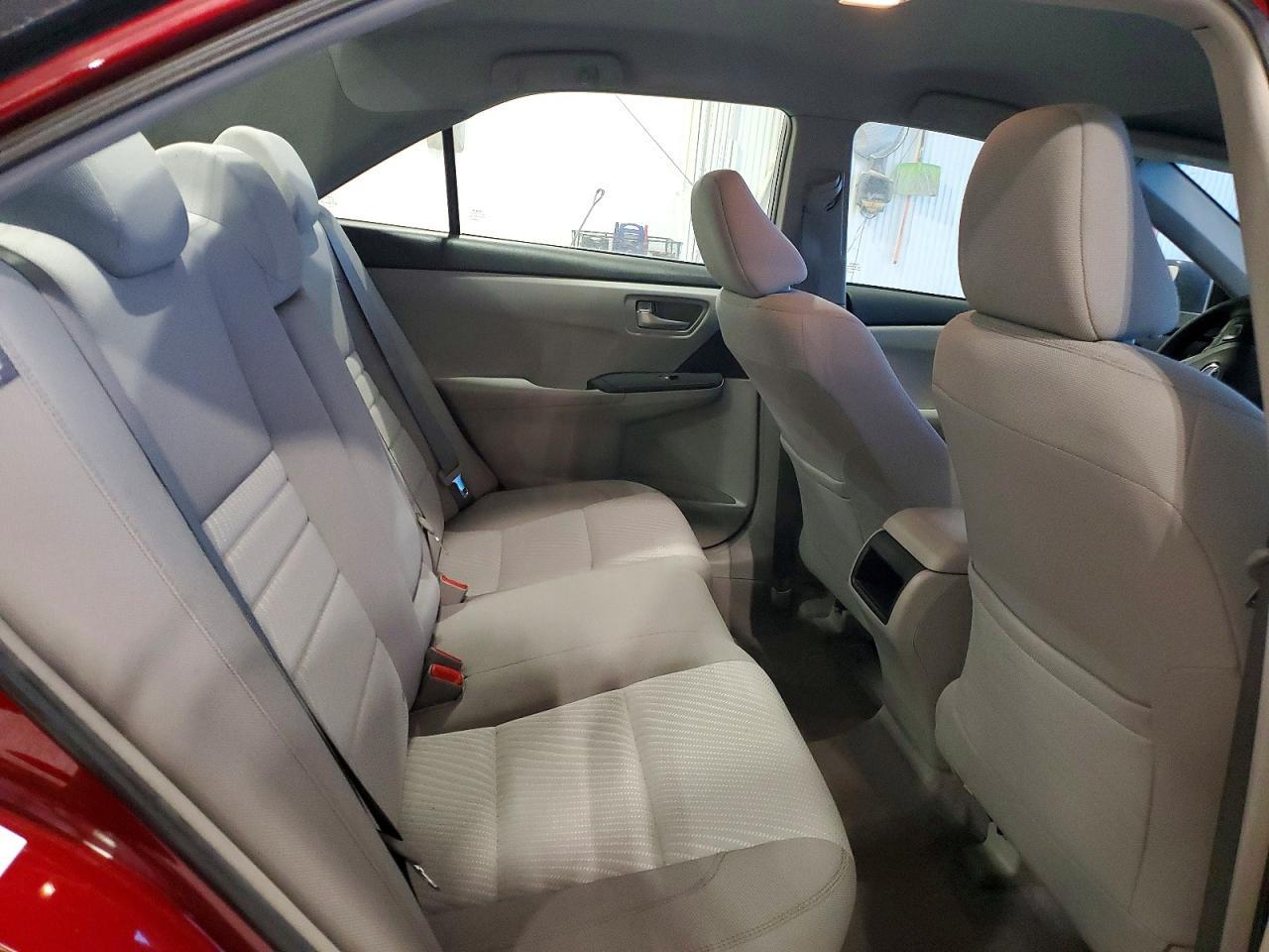 2016 TOYOTA CAMRY