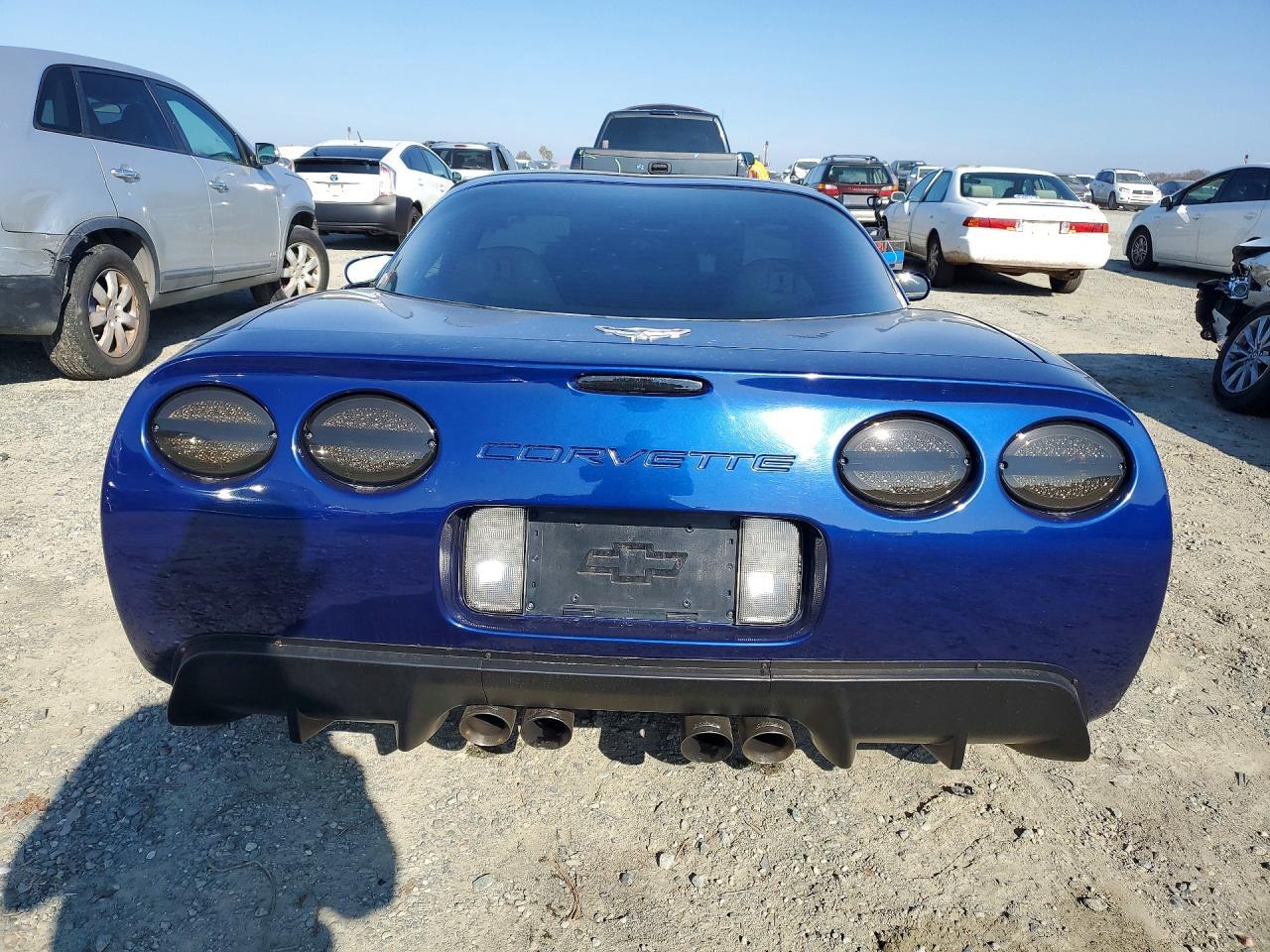 2004 CHEVROLET CORVETTE