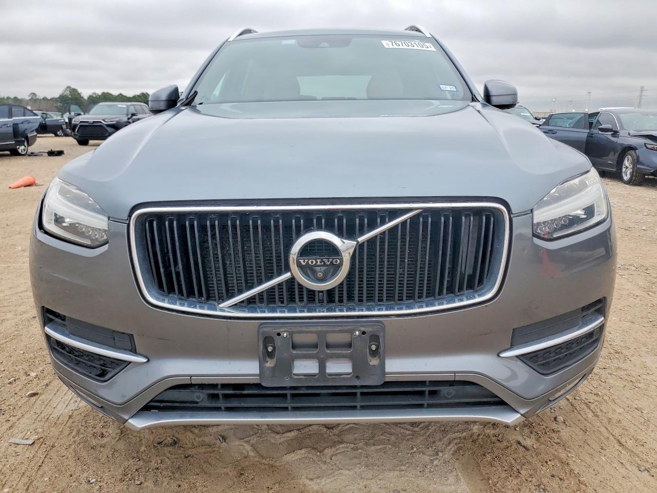 2018 VOLVO XC90