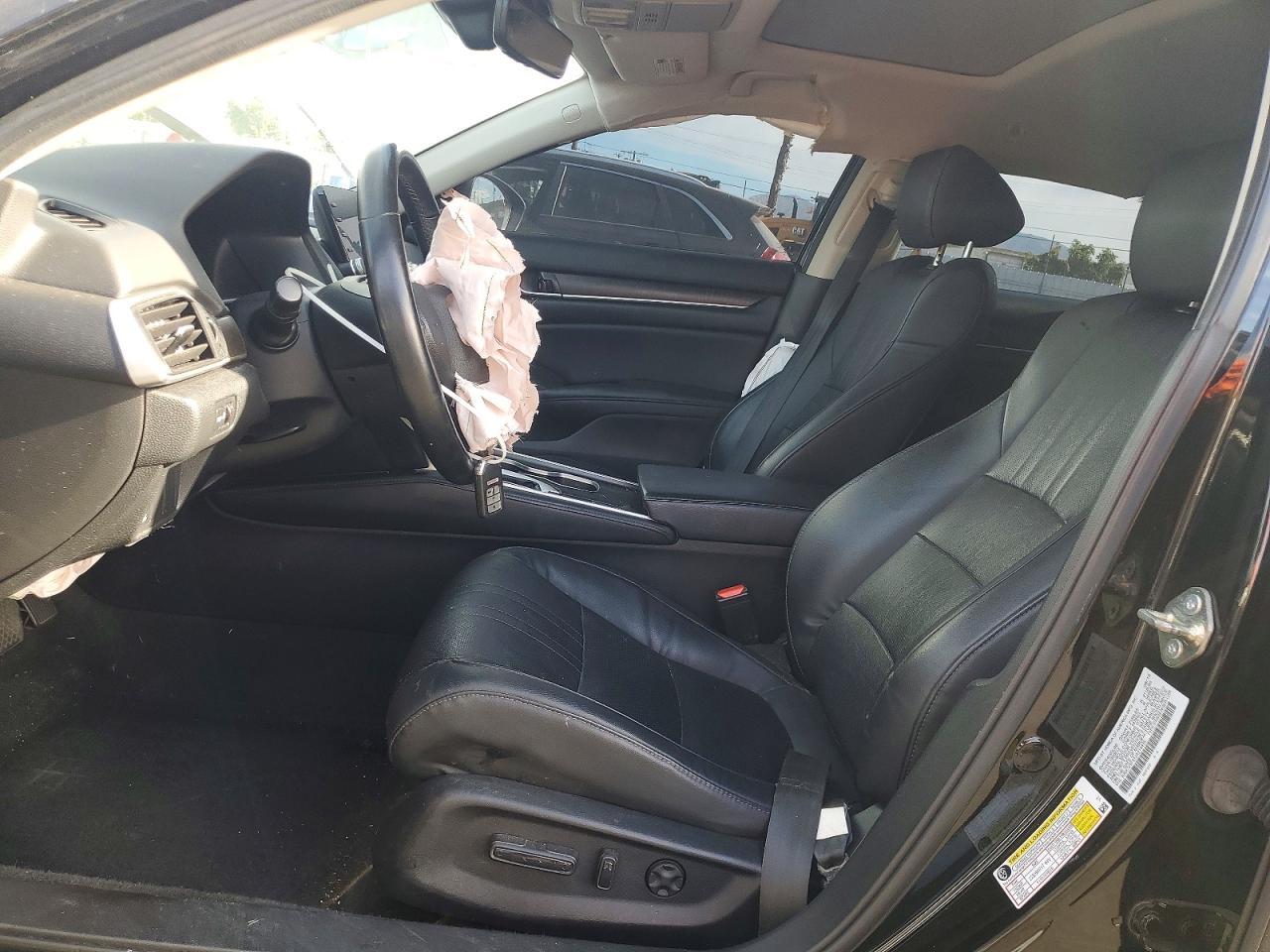 2018 HONDA ACCORD