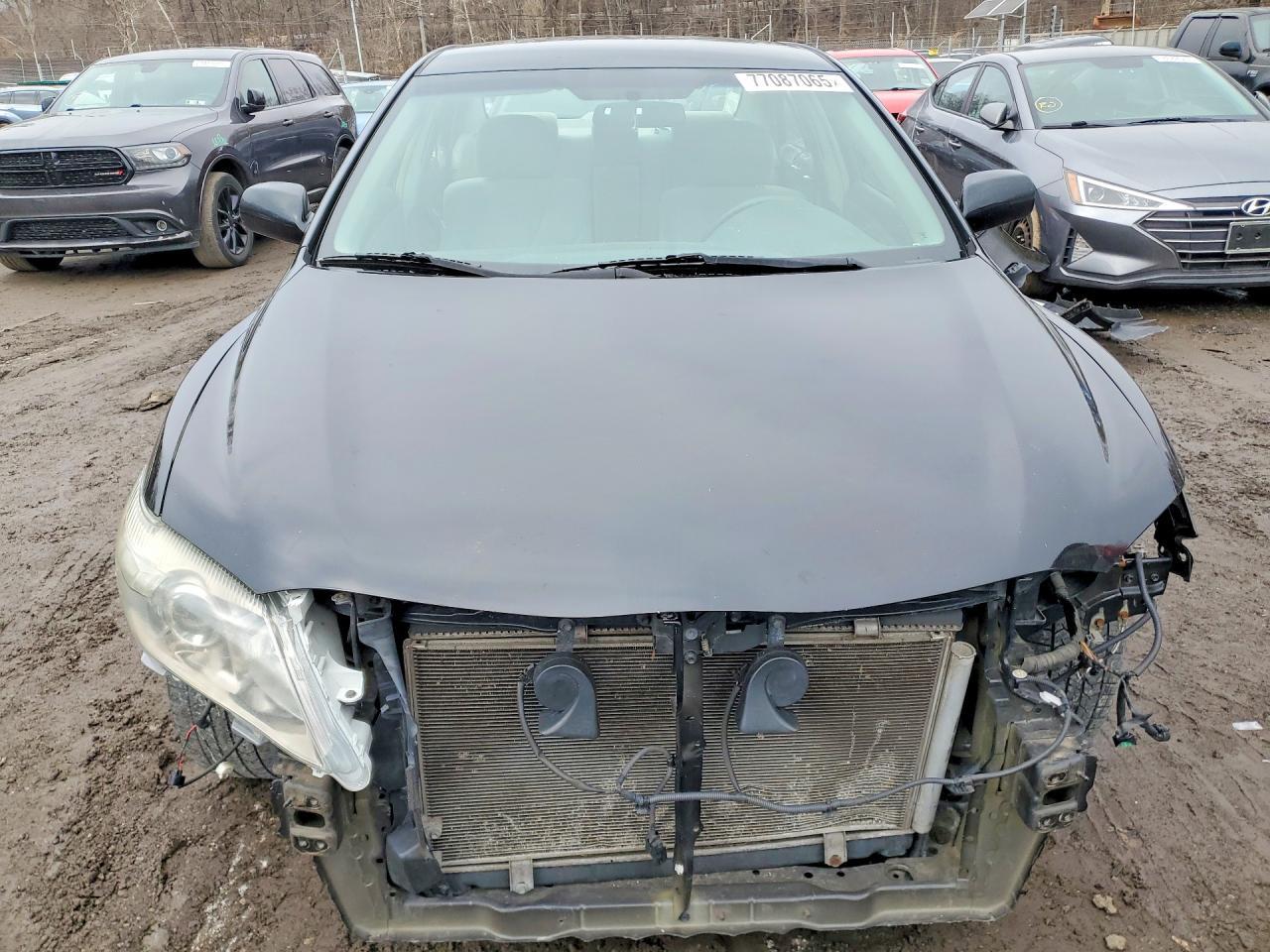 2010 TOYOTA CAMRY