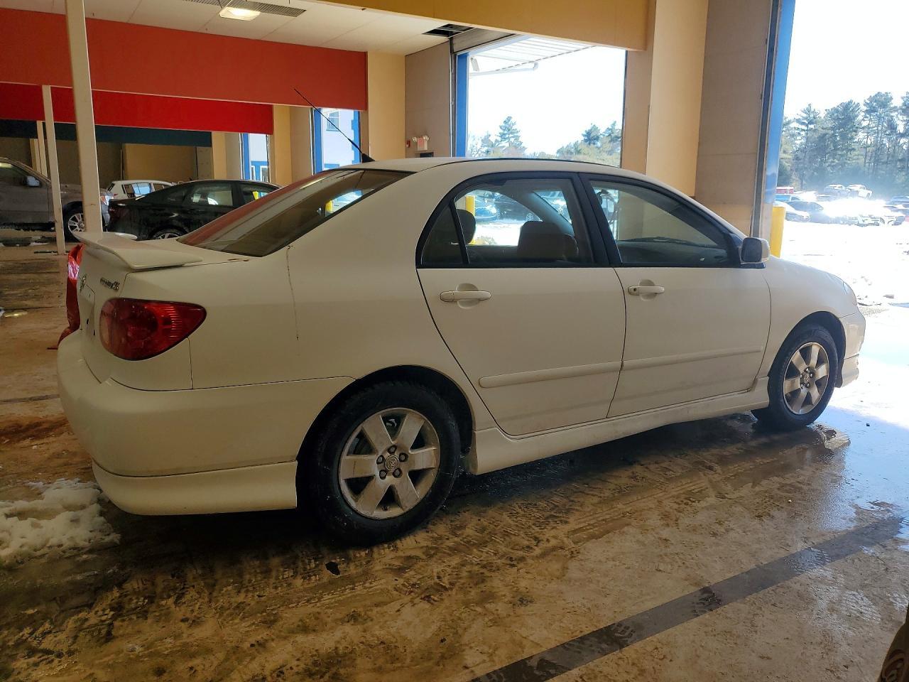2004 TOYOTA COROLLA