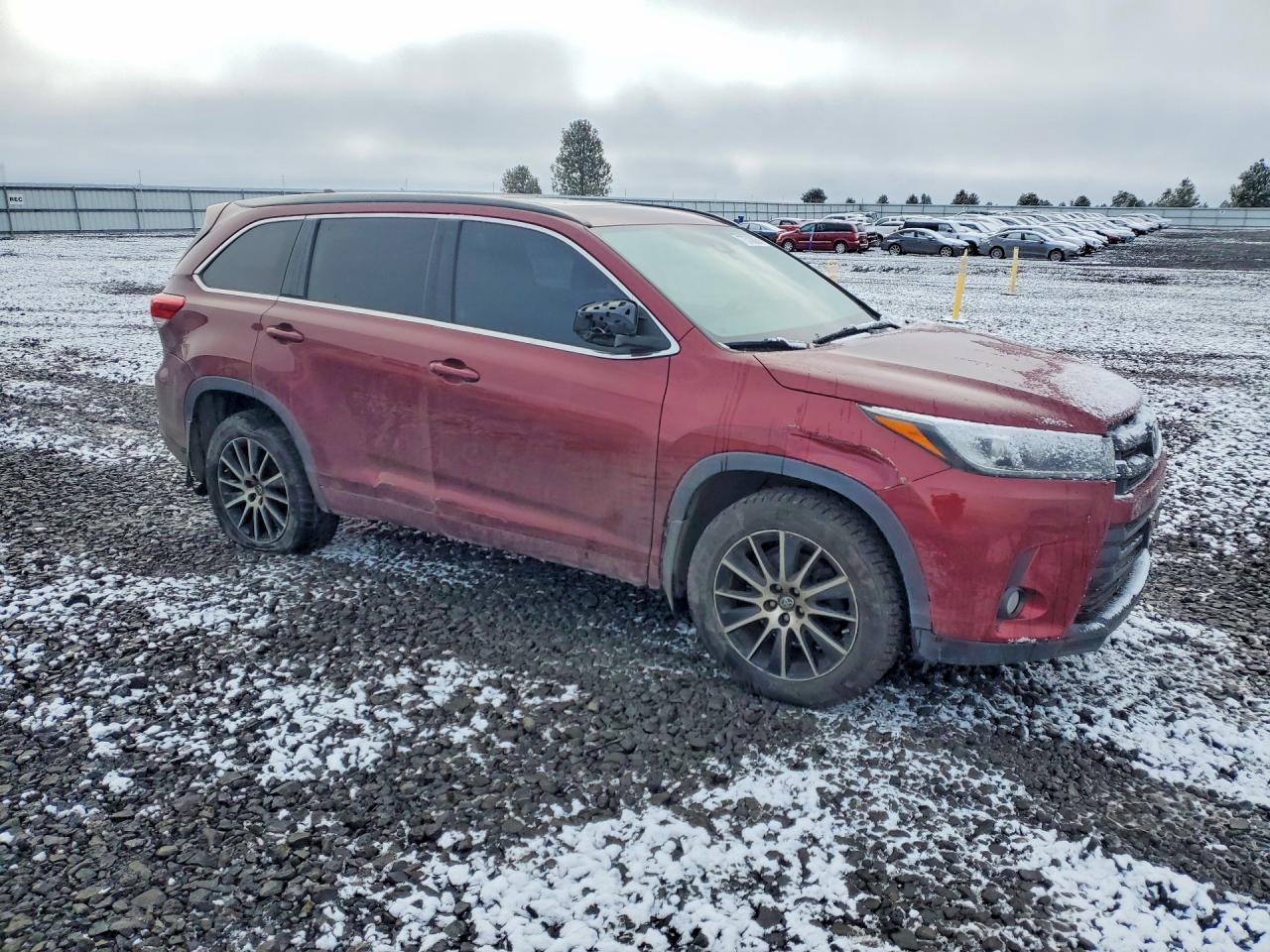 2018 TOYOTA HIGHLANDER