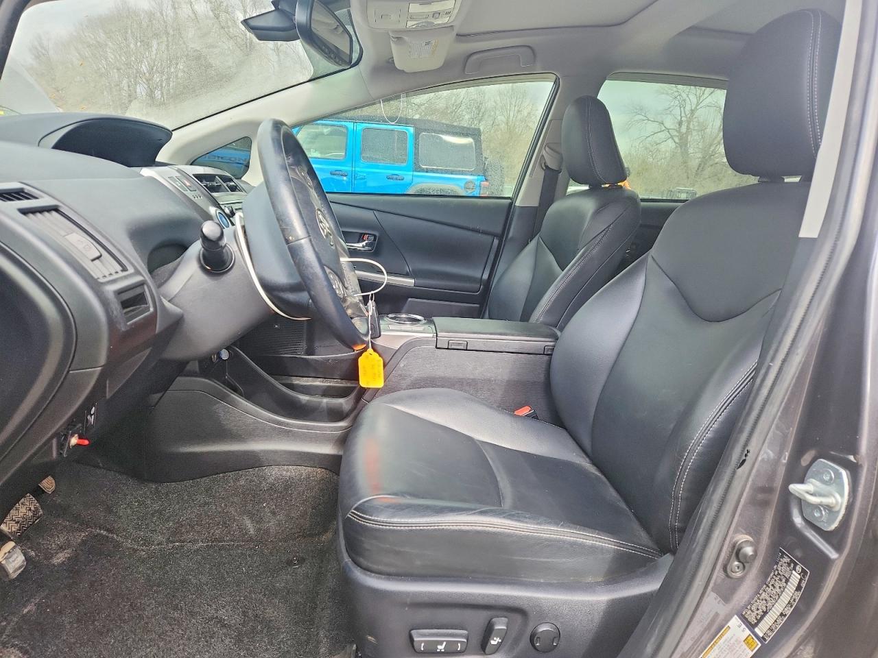 2015 TOYOTA PRIUS V