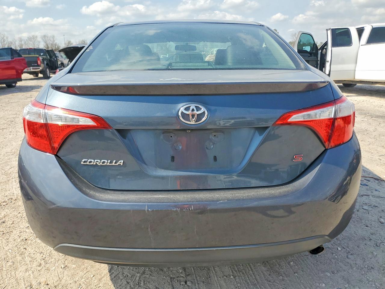 2016 TOYOTA COROLLA