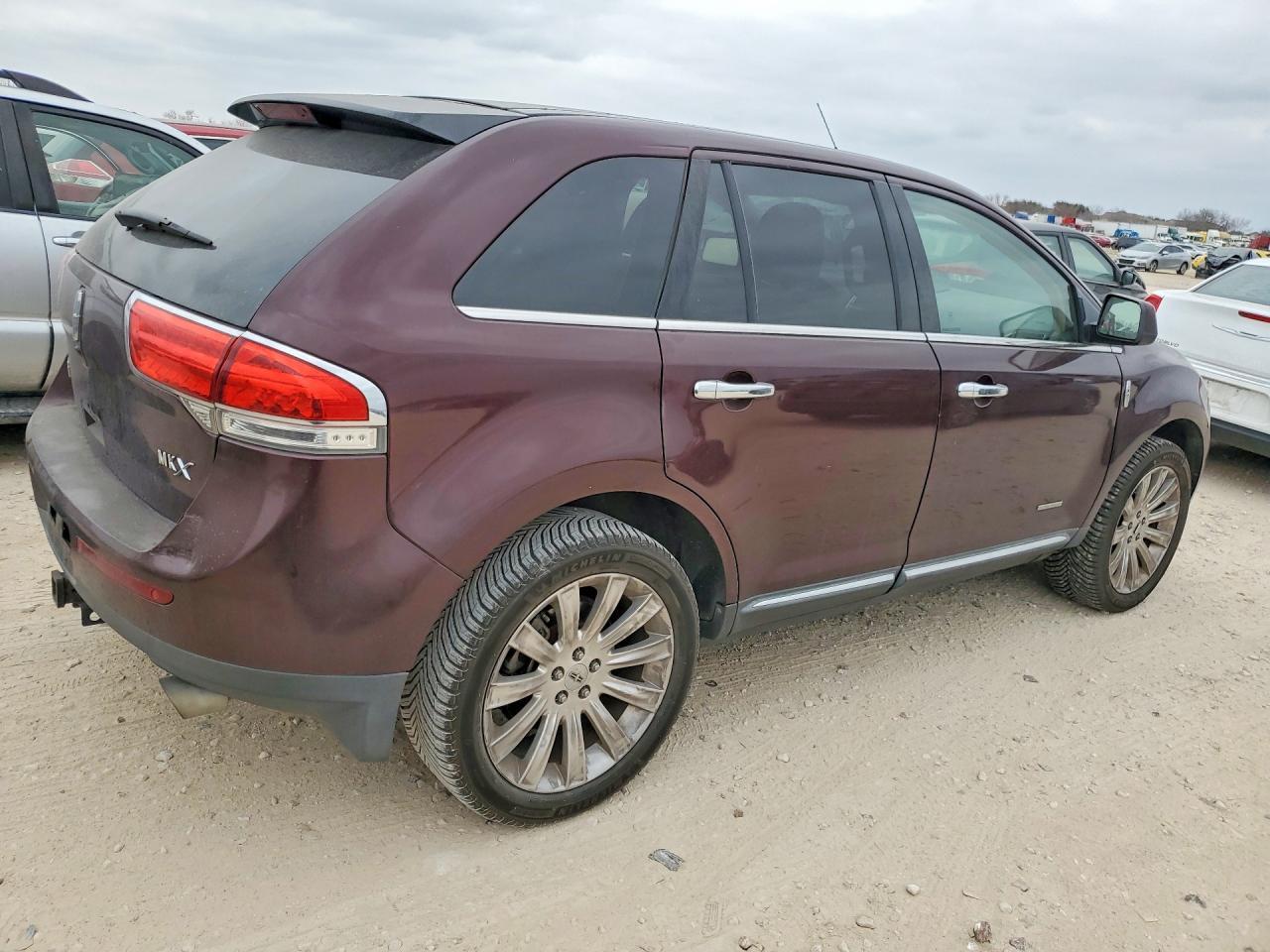 2011 LINCOLN MKX