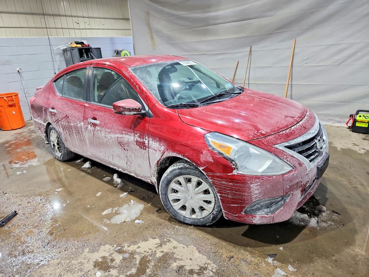 2015 NISSAN VERSA