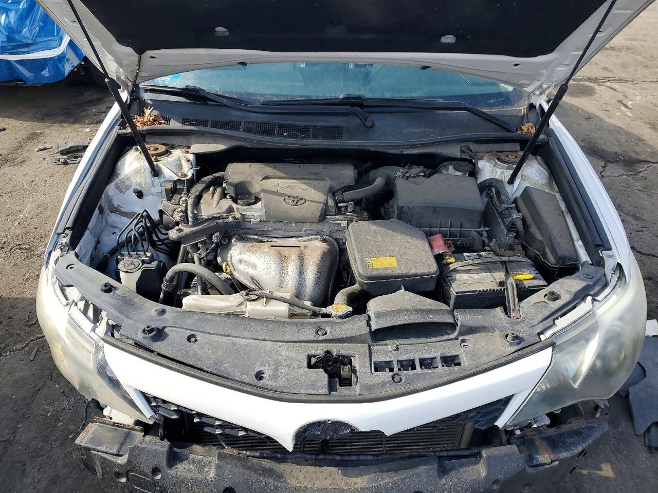 2014 TOYOTA CAMRY