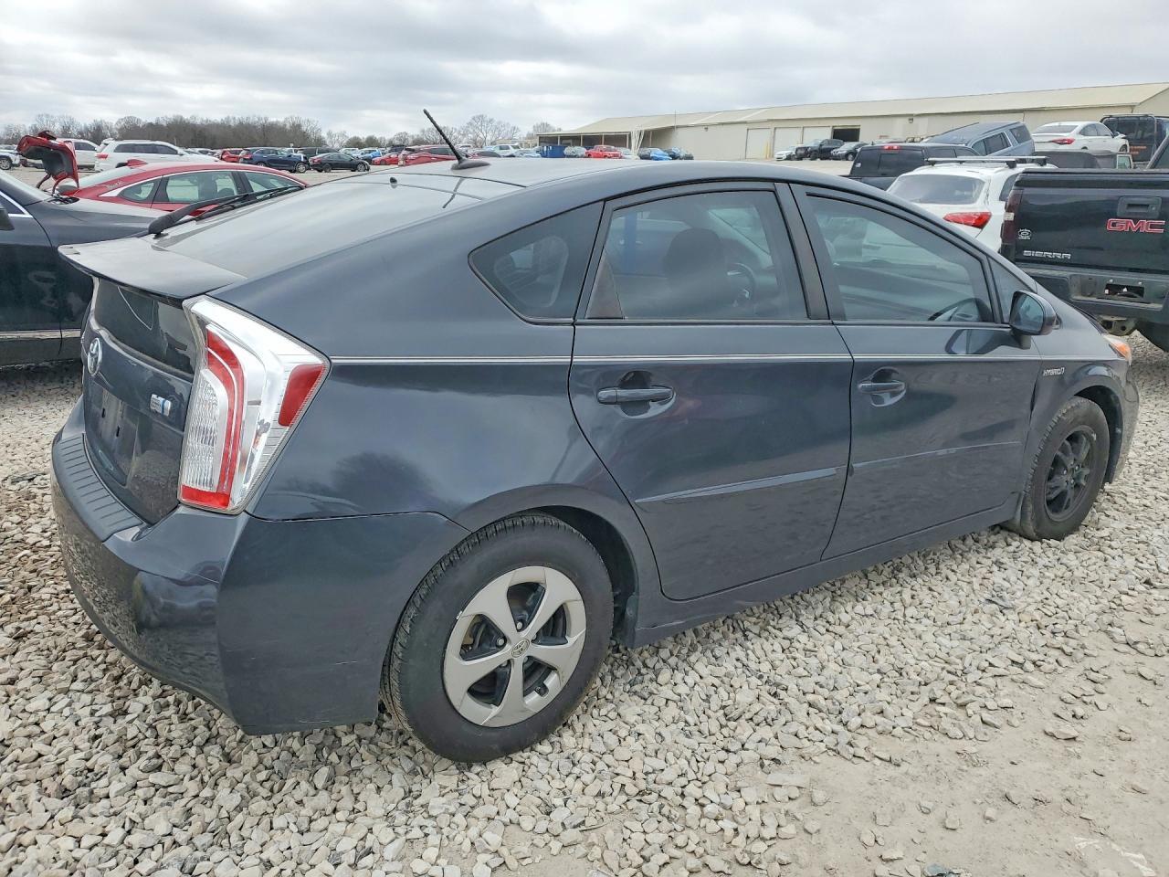 2015 TOYOTA PRIUS