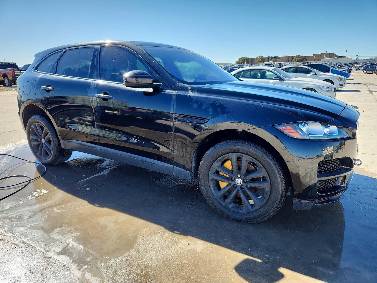 2017 JAGUAR F-Pace