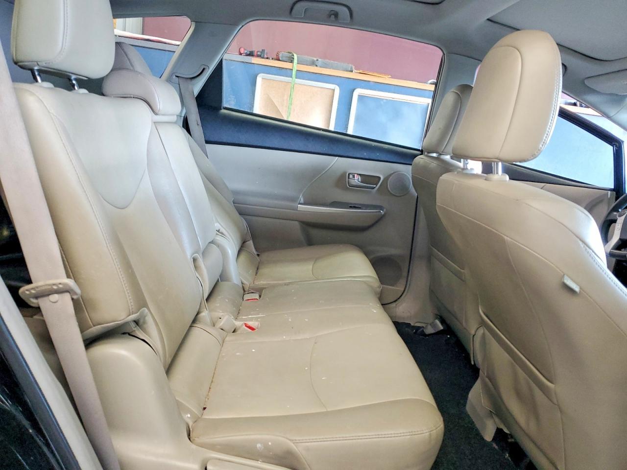 2012 TOYOTA PRIUS V